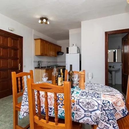 Apartment Blanquitas 8 *
